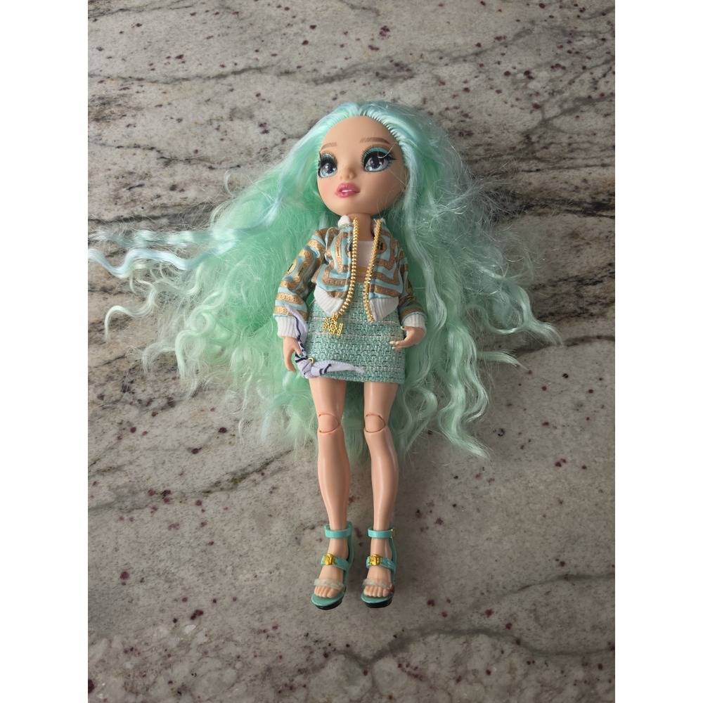 Rainbow High Series 3 Daphne Minton Articulated Fashion Doll w Clothes